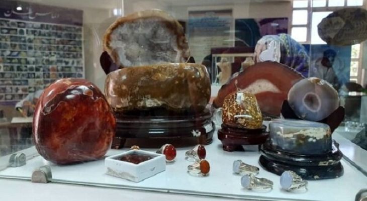 خام‌فروشی سهم استان از اقتصاد سنگ‌های قیمتی
