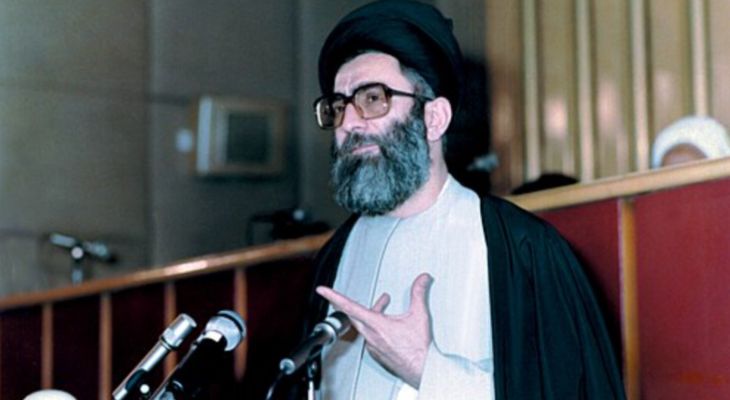 امام‌خامنه‌ای سکان انقلاب را به ساحل نجات رساند